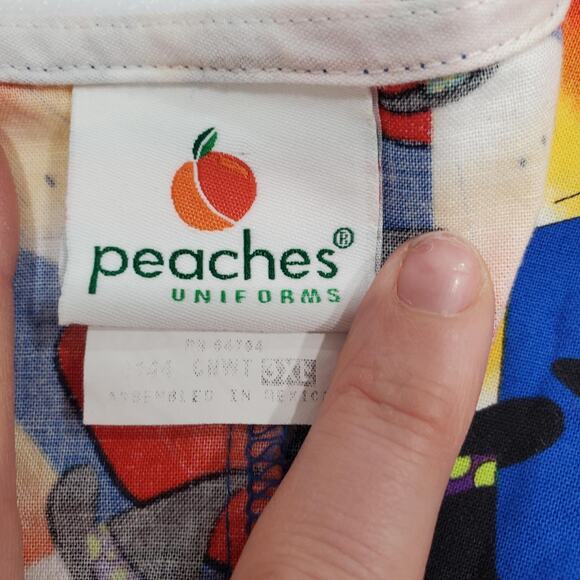 Halloween Candy Corn Witch Spooky 3XL Peaches Uniforms Shirt Scrub Top V-Neck - Picture 4 of 10